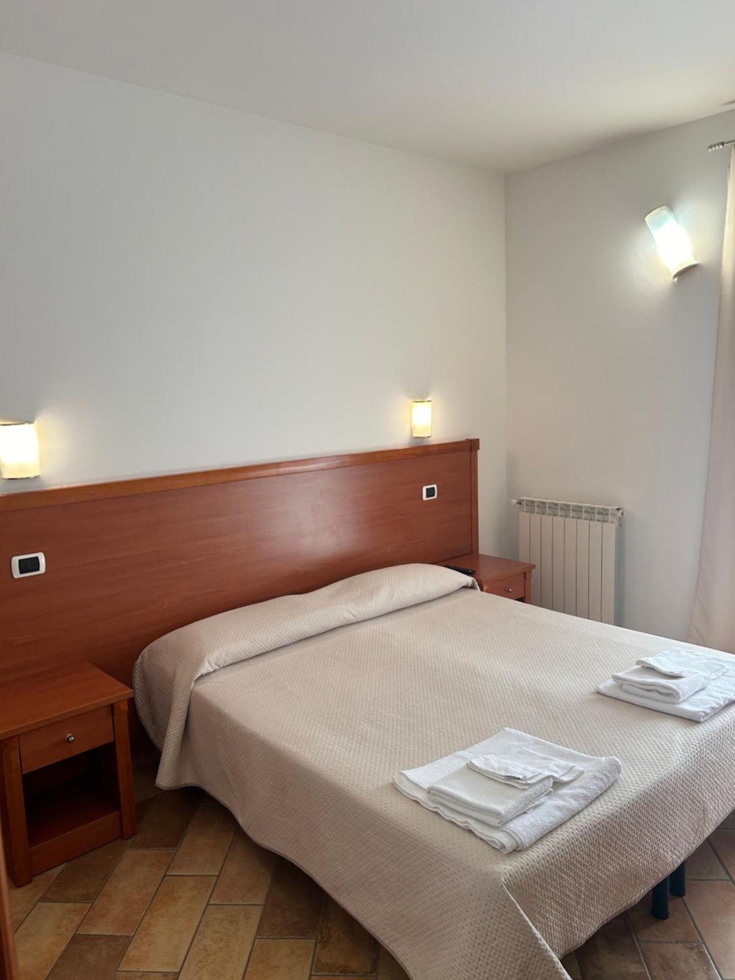 Hotel Gans Cascia Exterior foto